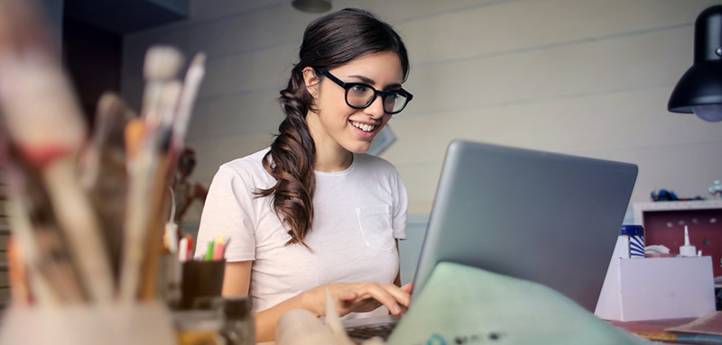 woman on laptop